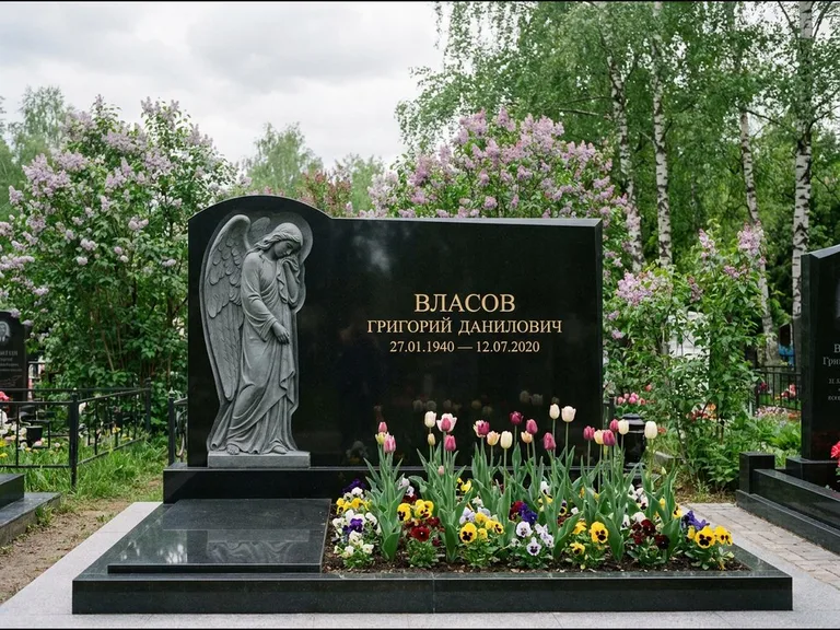 Памятник с барельефом — выполненная работа 3 в Санкт-Петербурге