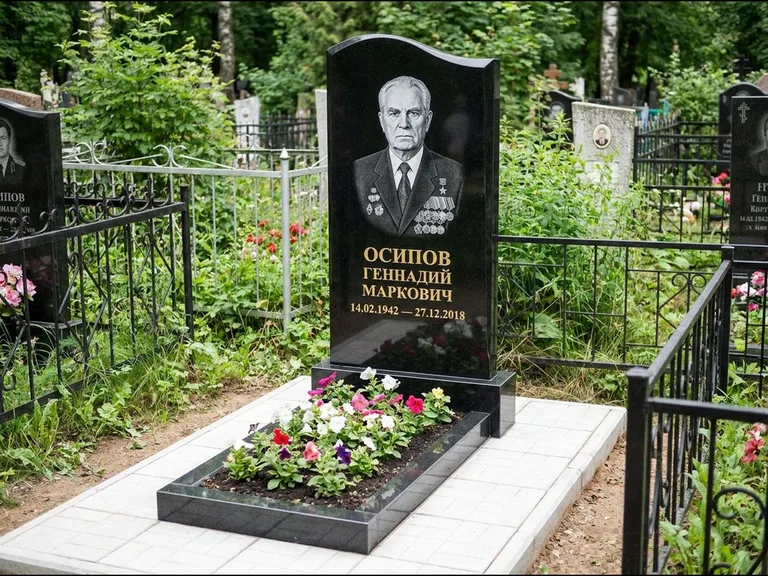 Гравировка портрета на чёрном граните — выполненная работа 7 в Санкт-Петербурге