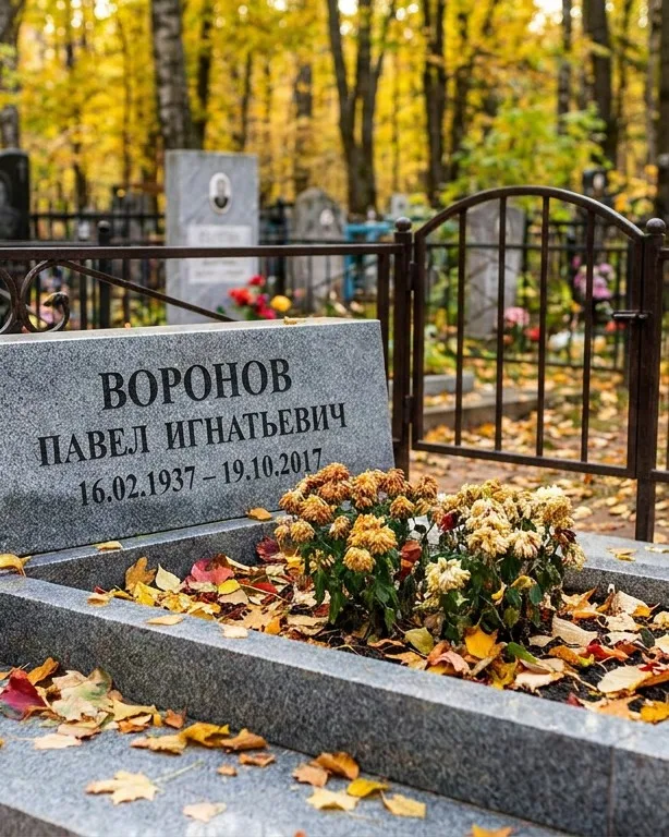 Премиум-комплекс под ключ с крестом и скамьёй в Санкт-Петербурге