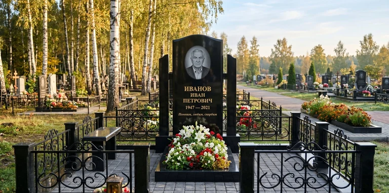 Установка памятника на могилу под ключ в Санкт-Петербурге — гранитный мемориальный комплекс, ограда, плитка, благоустройство